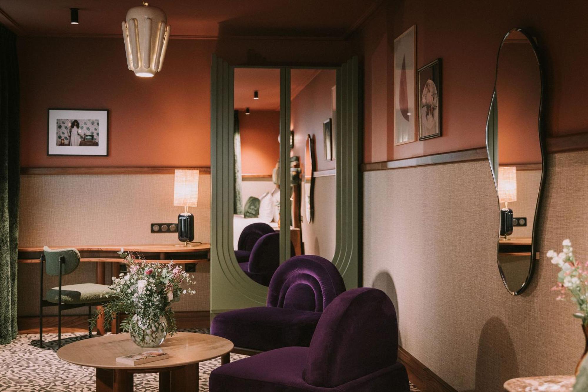 Отель 1.75 Paris La Treve Экстерьер фото